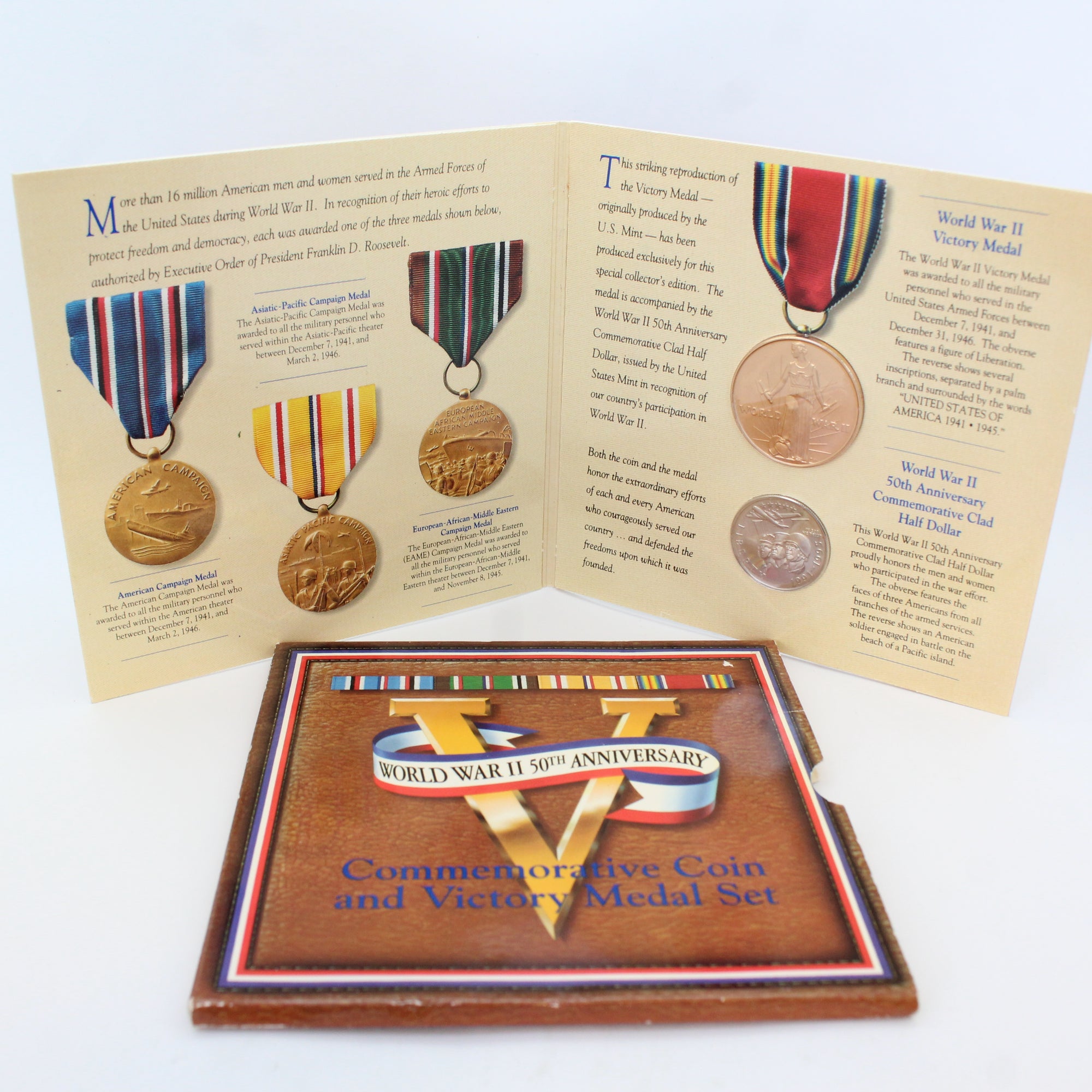 1993 US World War II Commemorative Coin and Victory Medal Set