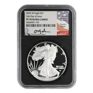 2022 W First Day of Issue ULTRA CAMEO